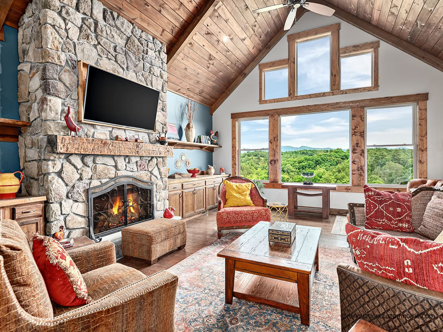 Living Room Views of the Mountains