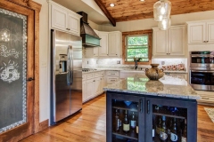 Renovation Specialists Does Amazing Kitchens Designs